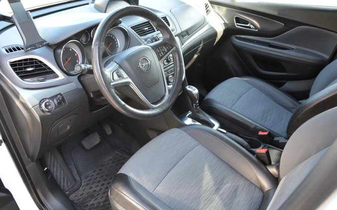Opel Mokka cena 52500 przebieg: 107000, rok produkcji 2015 z Warszawa małe 232